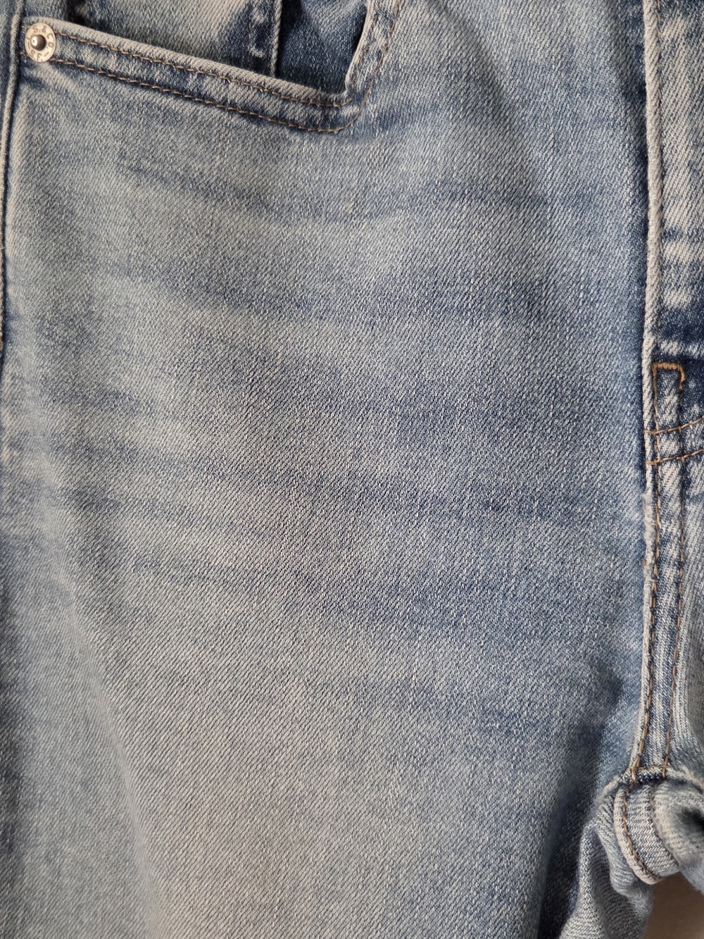 LEVI'S Flare Jeans - Picture 4 of 7